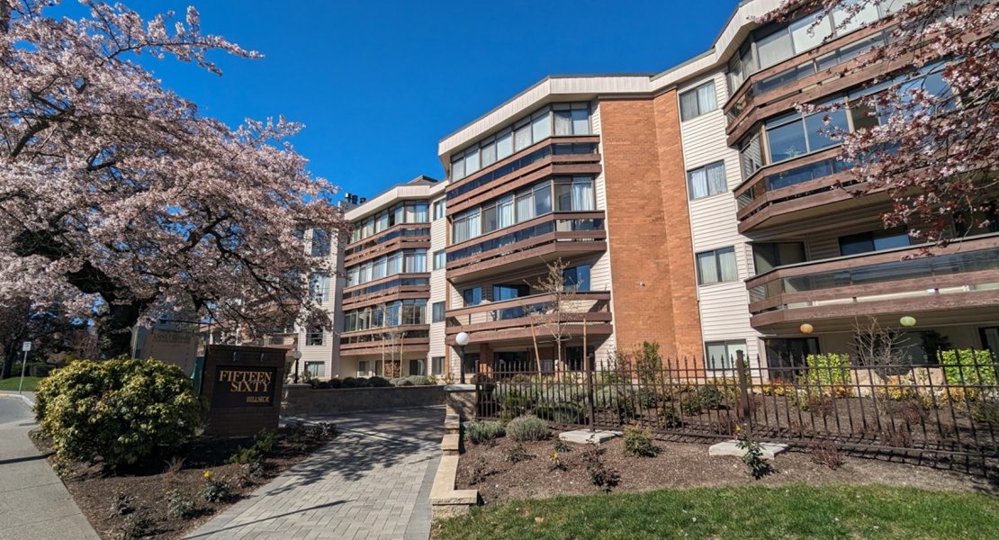 1560, Hillside Ave, Victoria, Canada, 1 Bedroom Bedrooms, 0 ,2 BathroomsBathrooms,Condo,For Sale,Fifteen Sixty,Hillside Ave,3,1099