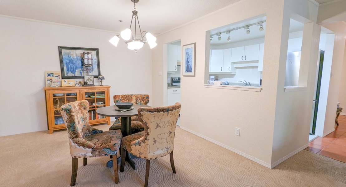 1560, Hillside Ave, Victoria, Canada, 1 Bedroom Bedrooms, 0 ,2 BathroomsBathrooms,Condo,For Sale,Fifteen Sixty,Hillside Ave,3,1099