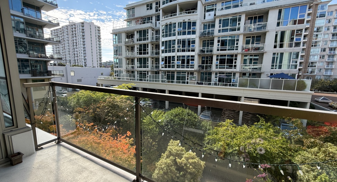 845, Yates street, Victoria, Canada, 1 Bedroom Bedrooms, 0 ,1 BathroomBathrooms,Condo,For Sale,The Wave,Yates street,3,1130