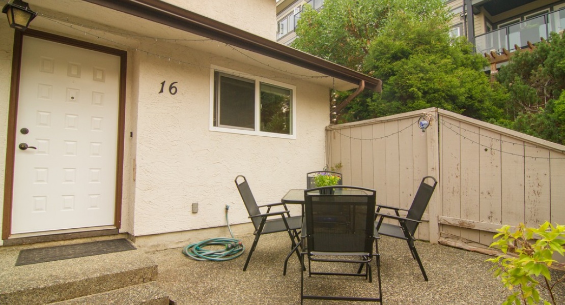 1184, Clarke, Brentwood Bay, Canada, 2 Bedrooms Bedrooms, ,2 BathroomsBathrooms,Townhouse,Sold,Clarke,1,1052 1184, Clarke, Brentwood Bay, Canada, 2 Bedrooms Bedrooms, ,2 BathroomsBathrooms,Townhouse,Sold,Clarke,1,1052