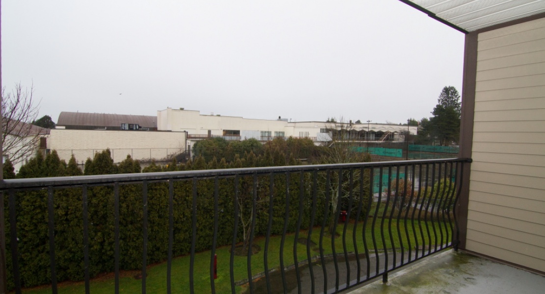 1870, McKenzie Ave, Victoria, Canada, 1 Bedroom Bedrooms, ,1 BathroomBathrooms,Condo,Sold,University Park Terrace,McKenzie Ave,3,1063